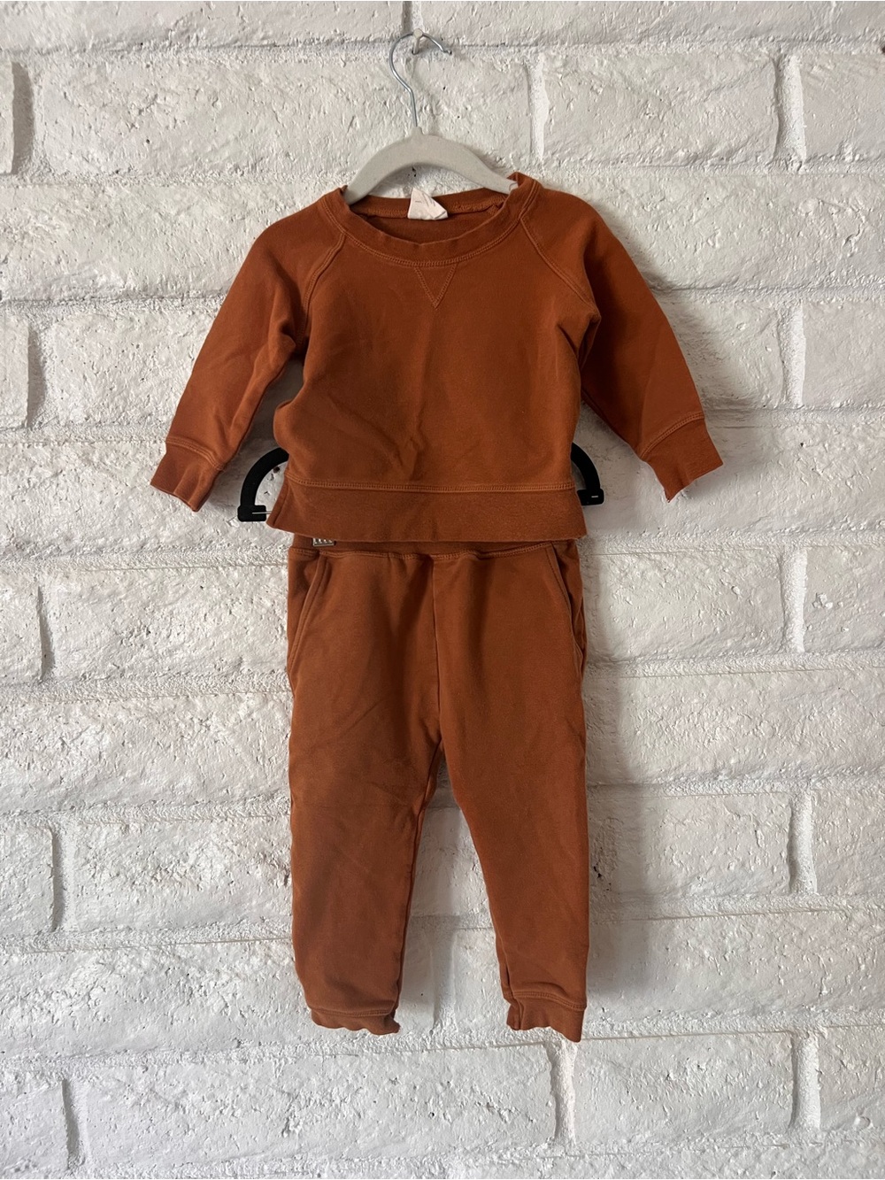 Kids Cozy Rust Joggers & Sweatshirt Set